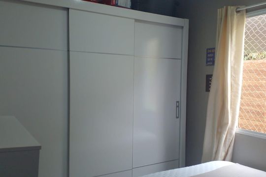 Quarto 2 de apartamento para alugar com 2 quartos, 50m² em Jardim Isis, Cotia