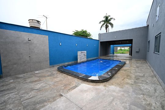Casa para alugar com 3 quartos, 237m² em Parque Oeste Industrial, Goiânia