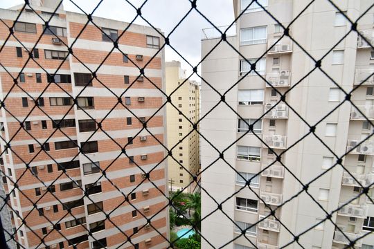 Quarto - Vista de apartamento para alugar com 1 quarto, 52m² em Cambuí, Campinas