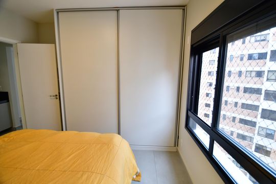 Quarto de apartamento para alugar com 1 quarto, 52m² em Cambuí, Campinas