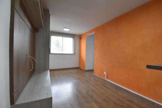 Apartamento para alugar com 2 quartos, 49m² em Pinheirinho, Curitiba