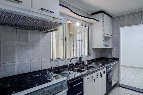 Cozinha de casa para alugar com 3 quartos, 245m² em Vila Regente Feijó, São Paulo