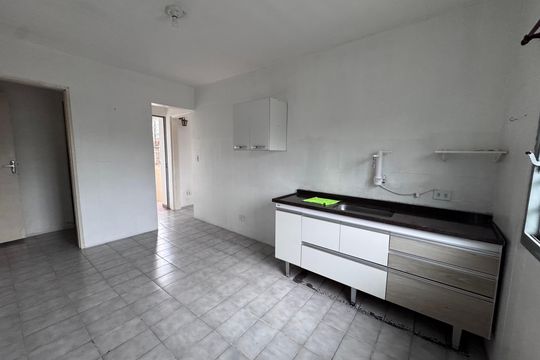 Cozinha de casa para alugar com 1 quarto, 70m² em Vila Osasco, Osasco