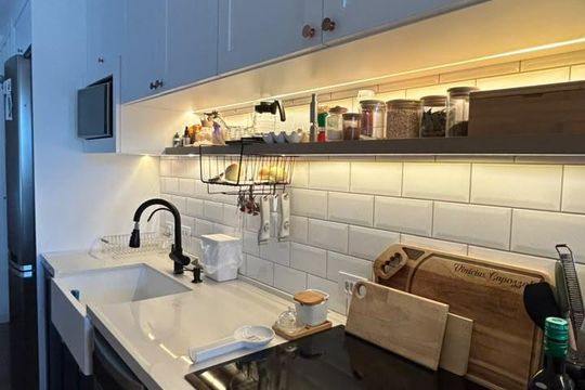 Cozinha de apartamento para alugar com 2 quartos, 75m² em Mirandópolis, São Paulo
