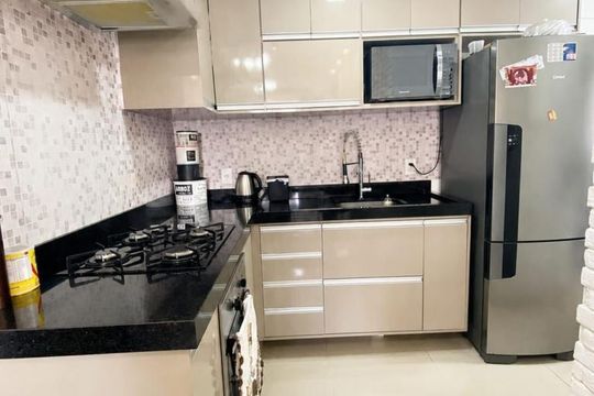 Apartamento à venda com 2 quartos, 57m² em Jardim das Colinas, Hortolândia