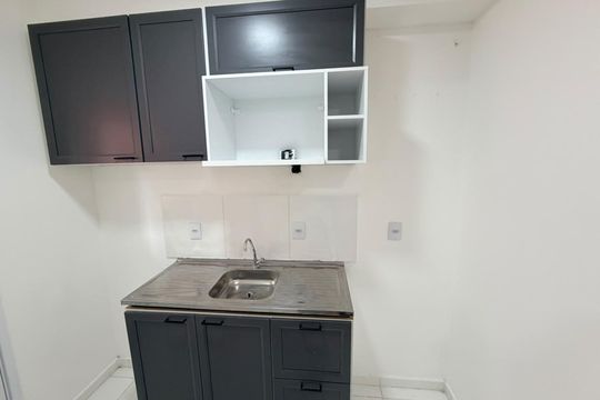 Cozinha de apartamento para alugar com 2 quartos, 43m² em Jardim Tres Irmaos, Taboão da Serra