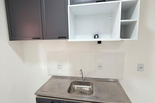 Cozinha de apartamento para alugar com 2 quartos, 43m² em Jardim Tres Irmaos, Taboão da Serra