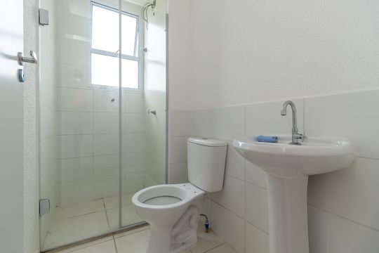 Banheiro da Suíte de apartamento para alugar com 2 quartos, 47m² em Mantiqueira, Belo Horizonte