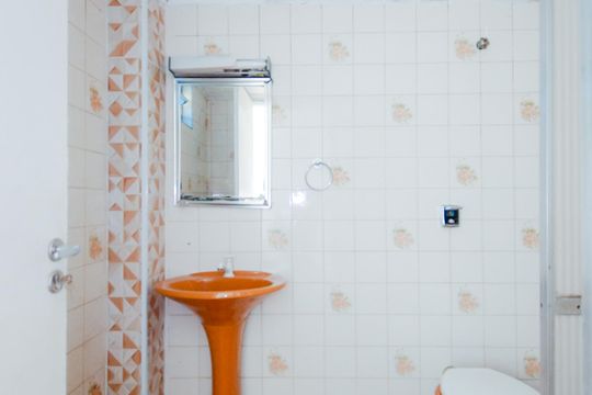 Banheiro de casa para alugar com 1 quarto, 54m² em Jardim Aida, Guarulhos