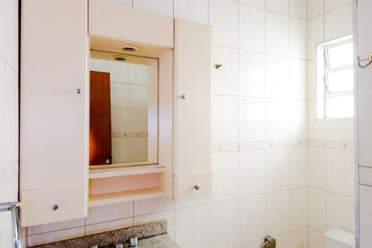 Banheiro de casa para alugar com 3 quartos, 169m² em Jardim Aida, Guarulhos