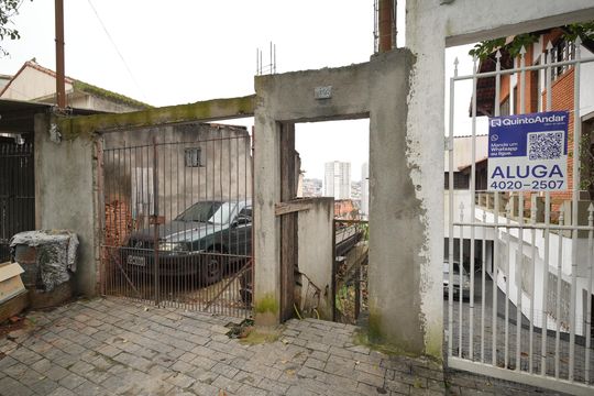 Placa de casa para alugar com 1 quarto, 40m² em Parque Novo Oratório, Santo André