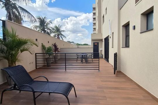 Área externa de kitnet/studio para alugar com 1 quarto, 40m² em Ribeirânia, Ribeirão Preto