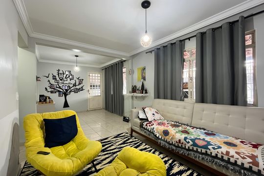 Casa à venda com 4 quartos, 250m² em Ceilândia, Brasília