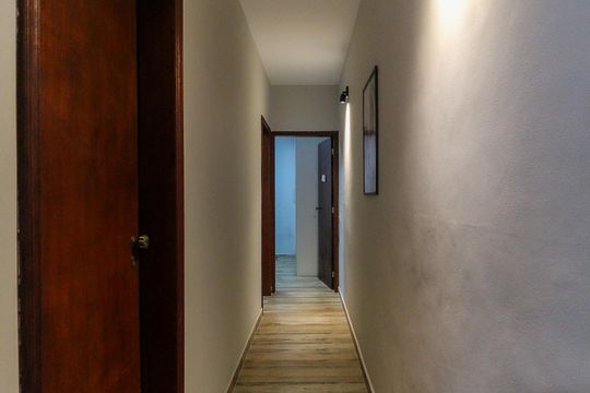 Corredor de casa para alugar com 3 quartos, 100m² em Jardim Soares, São Paulo