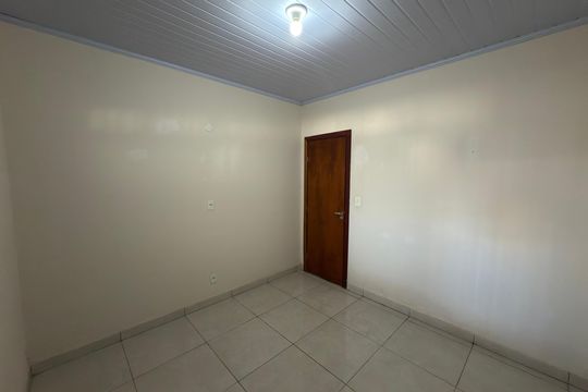 Casa para alugar com 3 quartos, 145m² em Qng 18, Brasília