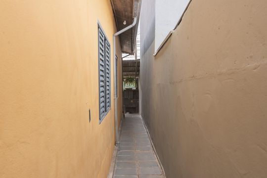 Entrada de casa para alugar com 1 quarto, 40m² em Parque Dom Pedro Ii, Campinas