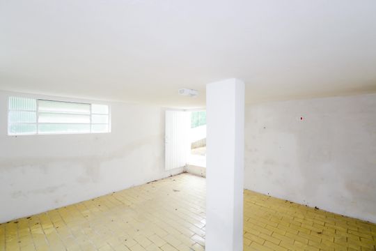 Área externa de casa à venda com 3 quartos, 300m² em Centro, Guarulhos