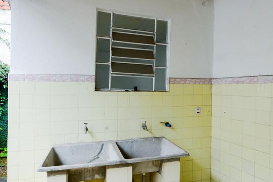 Área de Serviço de casa à venda com 3 quartos, 300m² em Centro, Guarulhos