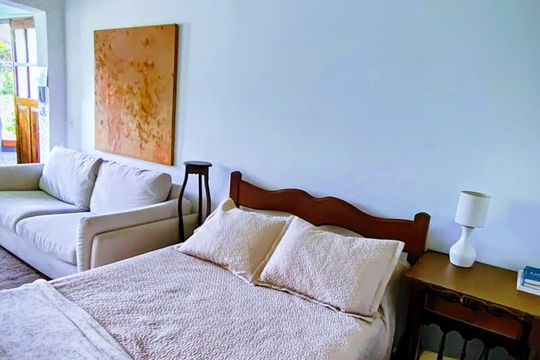 Sala/Quarto de apartamento para alugar com 1 quarto, 31m² em Valparaíso, Petrópolis