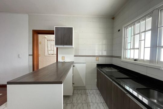 Casa para alugar com 3 quartos, 330m² em Rio dos Sinos, São Leopoldo
