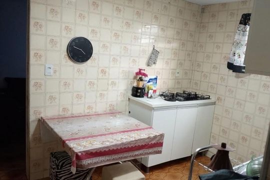 Cozinha de apartamento para alugar com 2 quartos, 44m² em Conjunto Habitacional Presidente Castelo Branco, Carapicuíba