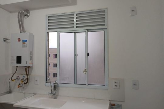 Cozinha de apartamento para alugar com 2 quartos, 46m² em Jardim Alvorada, Nova Iguaçu