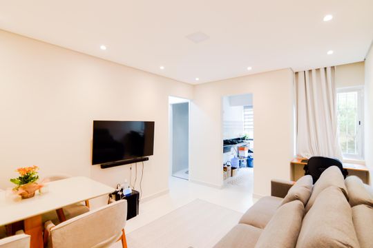 Apartamento à venda com 2 quartos, 55m² em Jardim Cocaia, Guarulhos