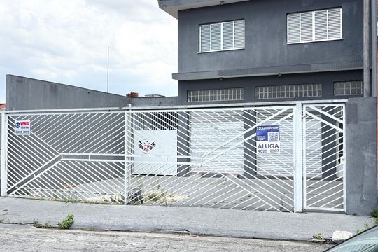 Fachada de casa para alugar com 3 quartos, 125m² em Vila Cavaton, São Paulo