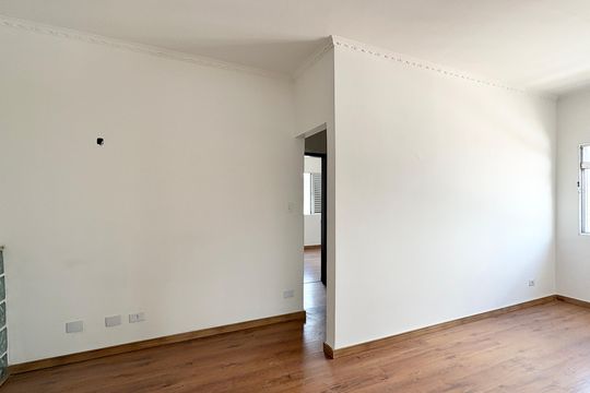 Sala de casa para alugar com 3 quartos, 125m² em Vila Cavaton, São Paulo