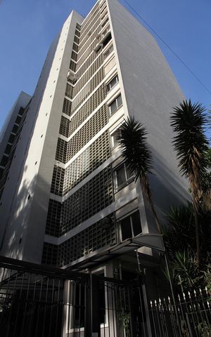 Apartamento para alugar com 128m², 3 quartos e 1 vagaFachada