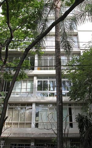 Apartamento à venda com 90m², 2 quartos e 1 vagaFachada