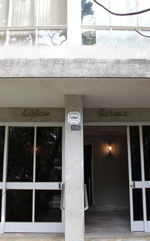 Apartamento à venda com 90m², 2 quartos e 1 vagaEntrada do prédio