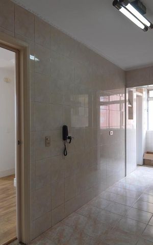 Apartamento para alugar com 64m², 3 quartos e 1 vaga Apartamento para alugar com 64m², 3 quartos e 1 vagaCozinha, sala e area de serviço