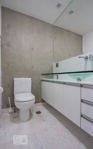 Apartamento para alugar com 69m², 2 quartos e 2 vagasBANHEIRO