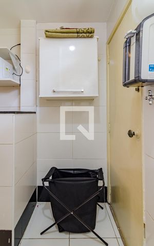 Apartamento à venda com 65m², 2 quartos e 2 vagasÁrea de Serviço