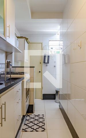 Apartamento à venda com 65m², 2 quartos e 2 vagasCozinha