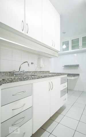 Apartamento para alugar com 130m², 4 quartos e 3 vagasCozinha