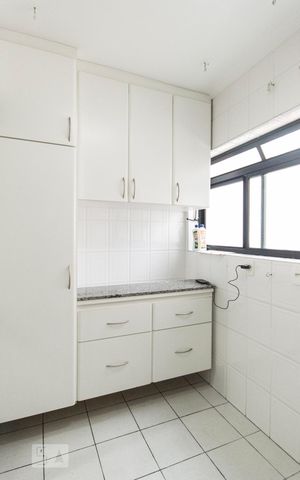 Apartamento para alugar com 130m², 4 quartos e 3 vagasÁrea de Serviço