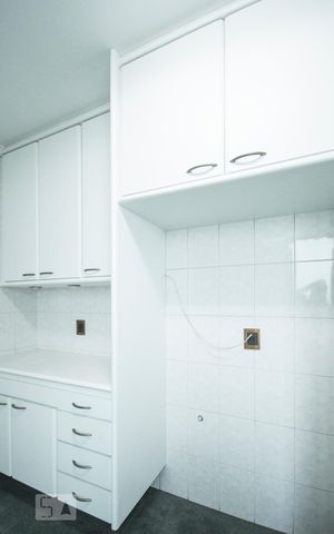 Apartamento à venda com 172m², 4 quartos e 2 vagasCozinha