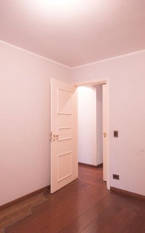 Apartamento à venda com 172m², 4 quartos e 2 vagasQuarto 02