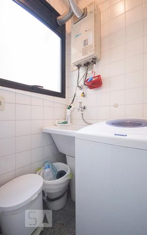 Apartamento à venda com 74m², 2 quartos e 1 vagaÁrea Serviço