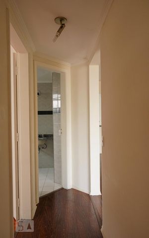 Apartamento à venda com 77m², 2 quartos e 2 vagas Apartamento à venda com 77m², 2 quartos e 2 vagasCorredor