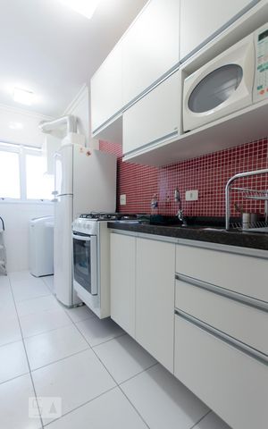 Apartamento à venda com 65m², 2 quartos e 1 vagaCozinha