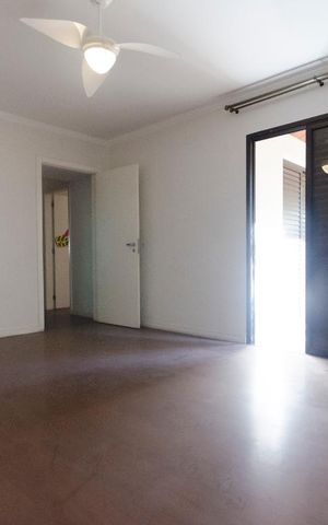 Apartamento à venda com 387m², 4 quartos e 4 vagasSuíte 4