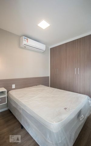 Studio para alugar com 51m², 1 quarto e 1 vaga Studio para alugar com 51m², 1 quarto e 1 vagaQuarto