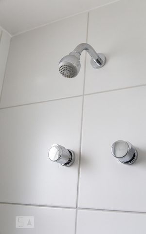 Apartamento à venda com 70m², 2 quartos e 1 vaga Apartamento à venda com 70m², 2 quartos e 1 vagaBanheiro da Suite