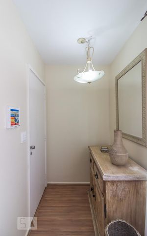 Apartamento à venda com 85m², 2 quartos e 1 vaga Apartamento à venda com 85m², 2 quartos e 1 vagaSala