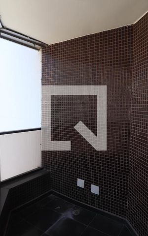 Apartamento para alugar com 216m², 4 quartos e 5 vagasSacada
