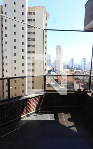 Apartamento para alugar com 216m², 4 quartos e 5 vagasVaranda