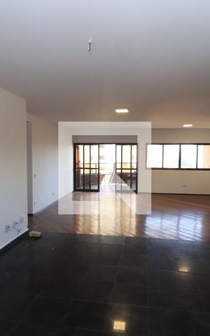 Apartamento para alugar com 216m², 4 quartos e 5 vagasSala
